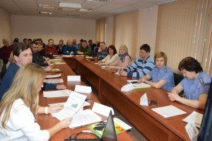 круглый стол